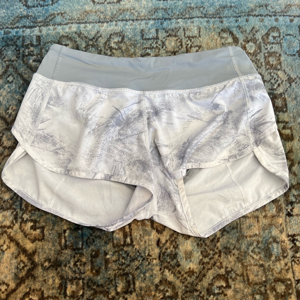 Lululemon Speed Up Short 2.5”